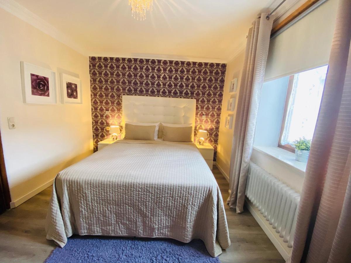 Airport Hotel Hallbergerhof 할버그무스 외부 사진